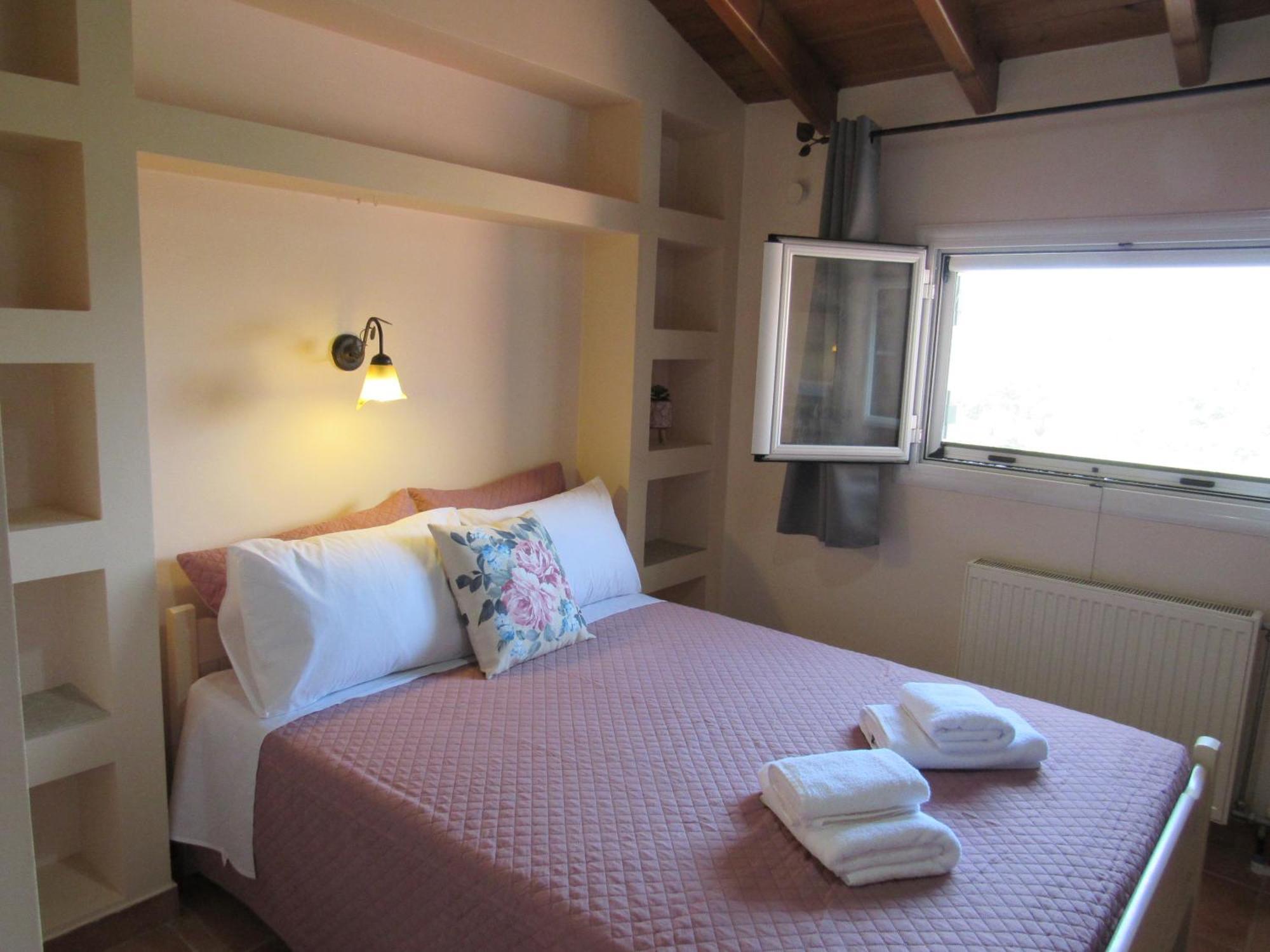 Holiday home Catherine's Maisonette *