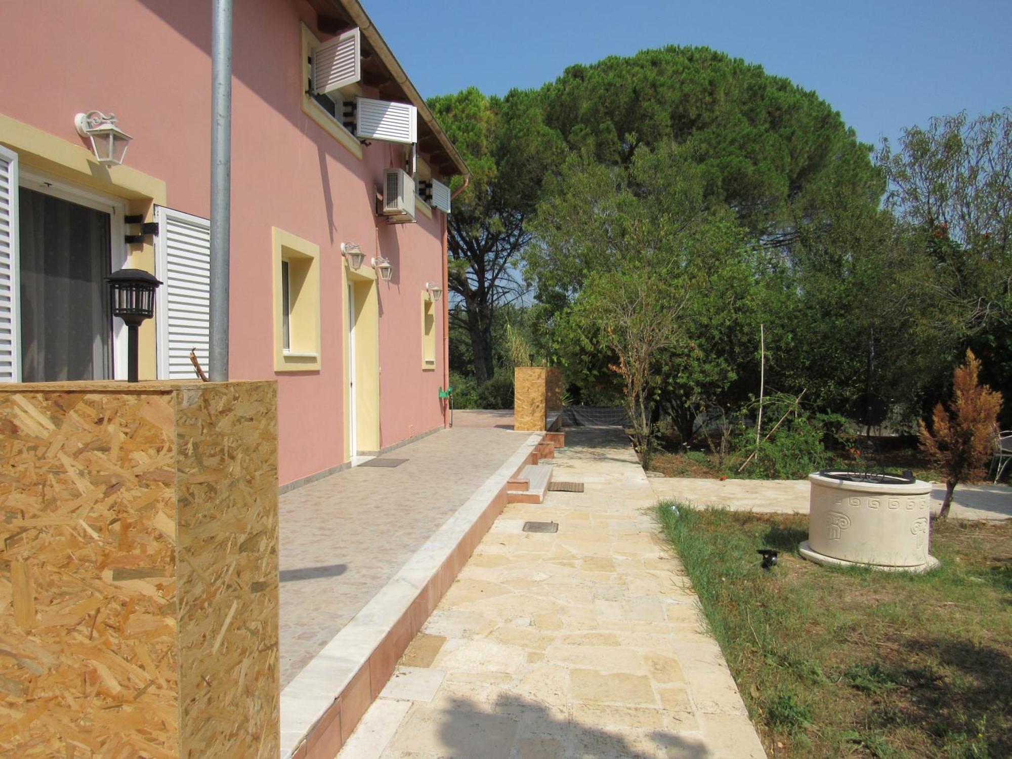 Holiday home Catherine's Maisonette *